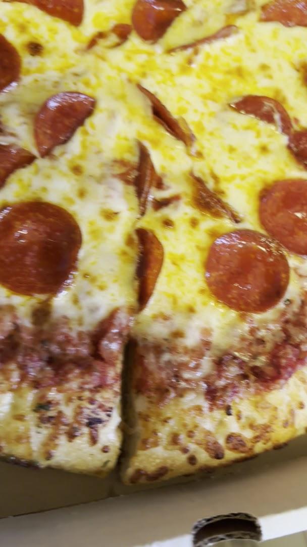 Sareini's Pizzeria